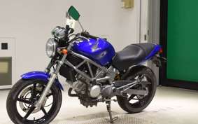 HONDA VTR 250 MC33