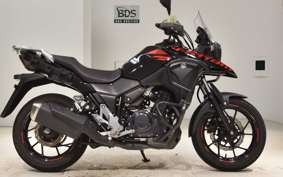 SUZUKI Vｽﾄﾛｰﾑ250