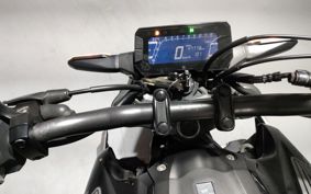 HONDA CB250R MC52