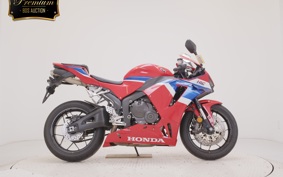 HONDA CBR600RR 2024 PC40
