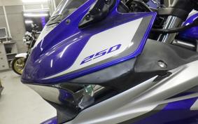 YAMAHA YZF-R25 RG10J