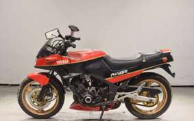 YAMAHA FZ250 1KG
