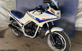 HONDA VT250F MC08