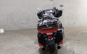 HARLEY HARLEYFLHTKSE1800CVO TEN