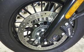 MOTO GUZZI V9 BOBBER 2022