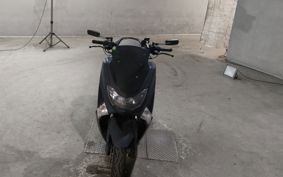 YAMAHA N-MAX 155 SG50J