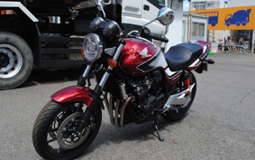HONDA CB400SF 2023 NC42