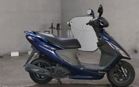 SUZUKI GSR125 UTD43