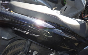 HONDA PCX125-3ﾊEVEﾘｯﾄﾞ JF84