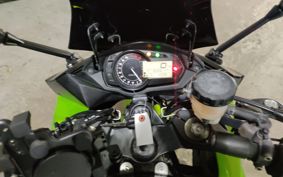 KAWASAKI NINJA 1000 2011 ZXT00G