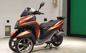 YAMAHA TRICITY 125