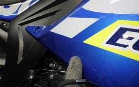 SUZUKI GSX-R125 1999 DL33B