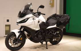 HONDA NT1100 2022 SC84