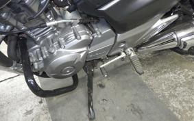 SUZUKI GSR250