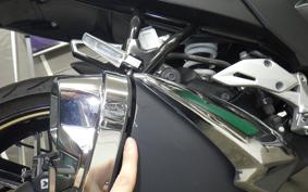SUZUKI GIXXER 250 SF