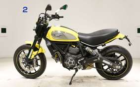 DUCATI SCRAMBLER ICON 2015