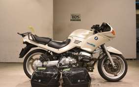 BMW R1100RS