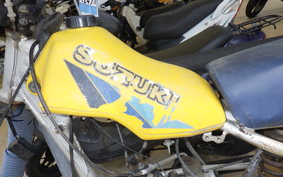 SUZUKI RM125 RF11A
