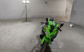 KAWASAKI NINJA ZX-4RR ZX400P