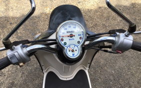 YAMAHA  VINO  DELUXE  SA37J