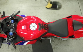 HONDA CBR600RR 2024 PC40