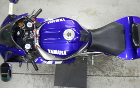 YAMAHA YZF-R1 2001