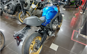 YAMAHA XSR900 2023 RN80J