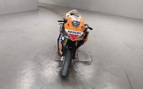HONDA CBR250RR MC41