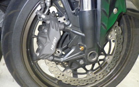 KAWASAKI ZZ1400 NINJA R 2006 ZXT40A
