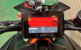 KTM 1290 SUPER DUKE R 2020 V3940