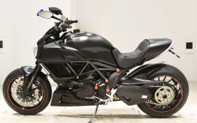 DUCATI DIAVEL DARK 2015