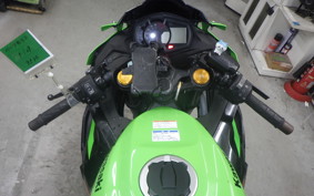 KAWASAKI ZX-25R ZX250E