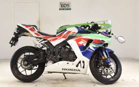 HONDA CBR600RR 2022