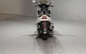 YAMAHA MAJESTY 125 SE27