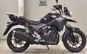 SUZUKI Vｽﾄﾛｰﾑ250A 2018
