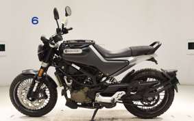 HUSQVARNA SVARTPILEN 125 2024
