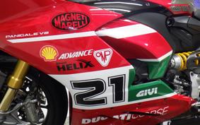 DUCATI パニガーレーV2ベイリス 2024