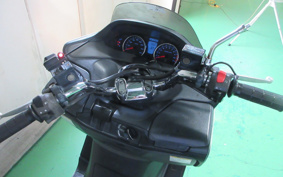 SUZUKI SKYWAVE 250 CJ46A