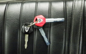 YAMAHA SR400 Gen.3 2006 RH01J