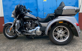 HARLEY FLHTCU 2018 MAD