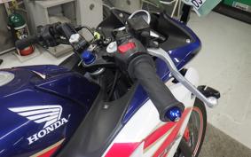 HONDA CBR250R GEN 3 2005 MC41