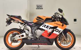 HONDA CBR1000RR 2005