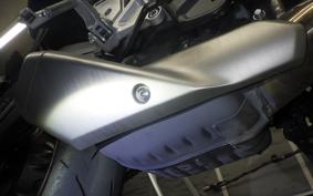 HONDA CB650R E-Clutch 2024 RH17