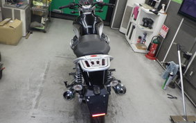 MOTO GUZZI BREVA 750 2007