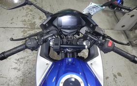 SUZUKI GIXXER 250 SF 2005