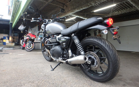 TRIUMPH SPEED TWIN 900 2023 DAD74G