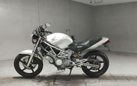 HONDA VTR 250 MC33