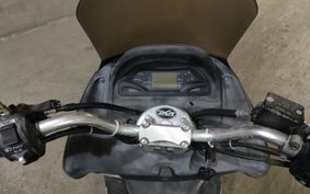 YAMAHA MAJESTY 125 SE27