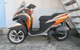 YAMAHA TRICITY 125 SE82J