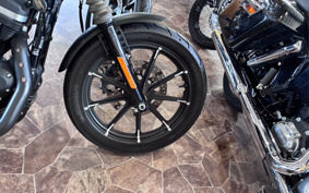 HARLEY XL883N 2016 LE2